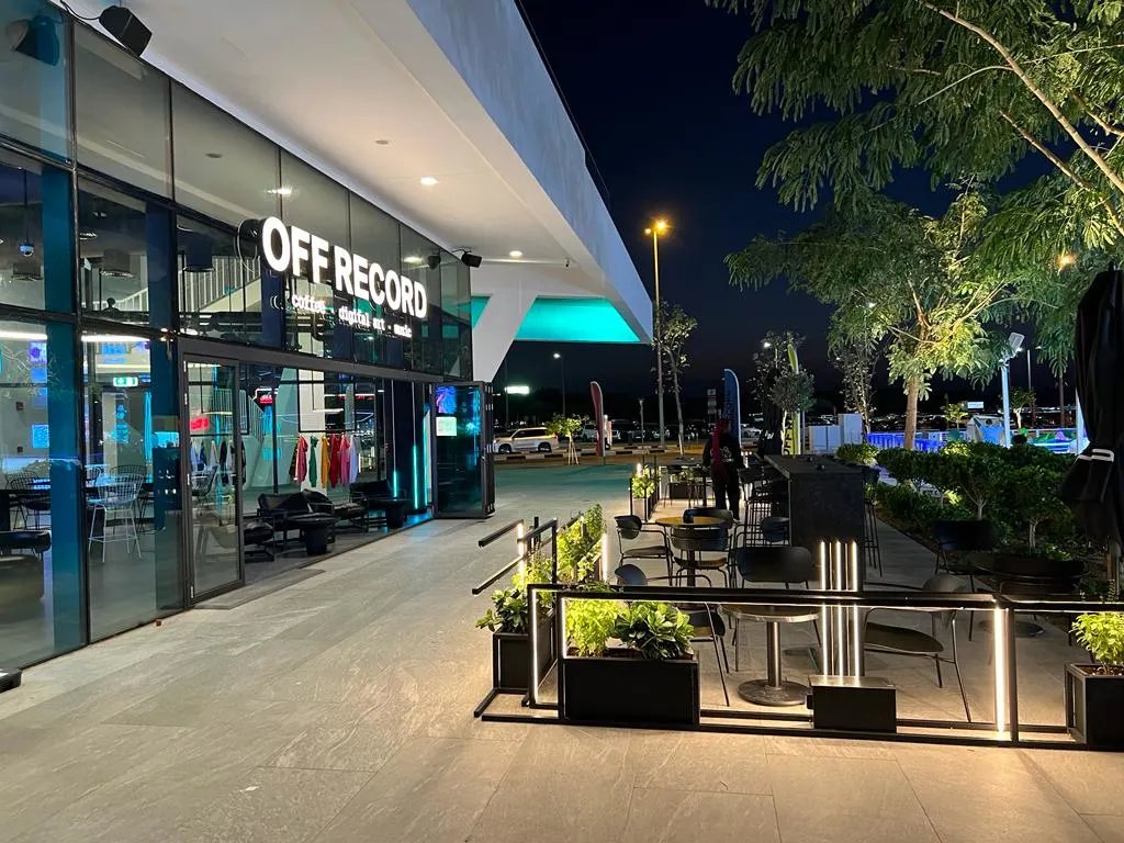Off Record Cafe - Al Qana